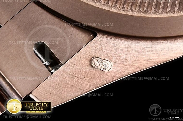 0102 RDD0223A – DayDate 36mm Packable 702